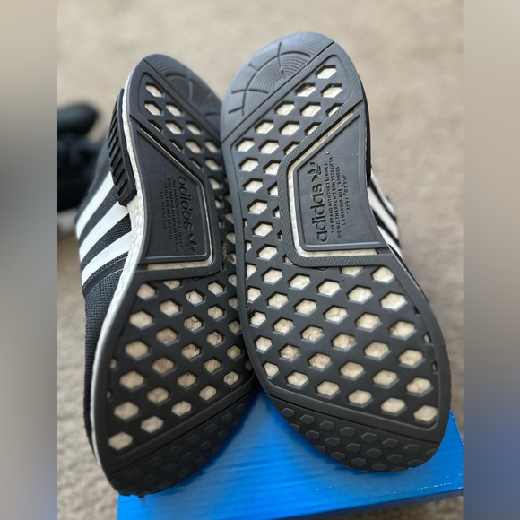NMD Adidas R1 Originals Shoes - Picture 6 of 7